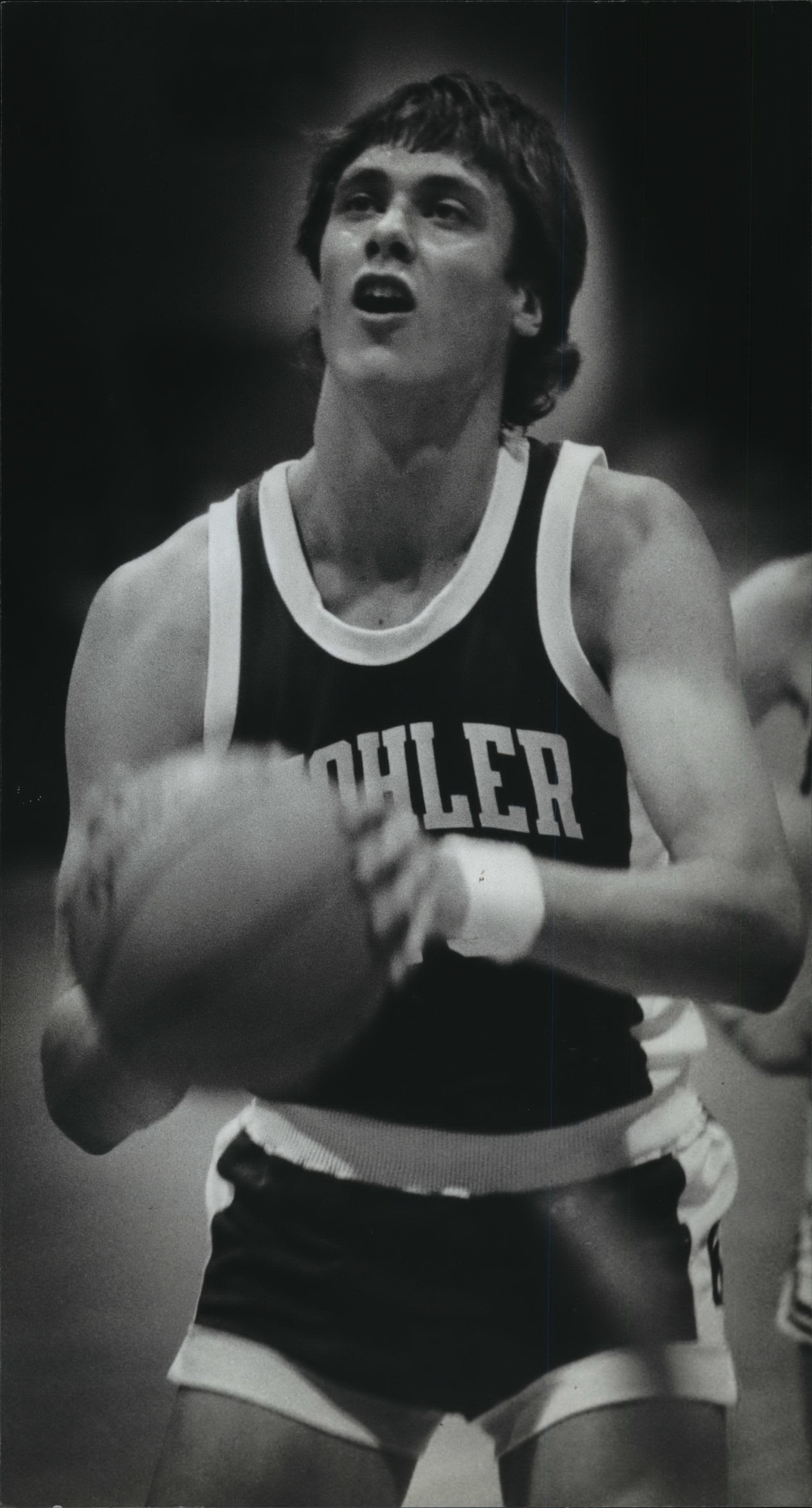 Wisconsin high school basketball legend Joe Wolf has died at 59