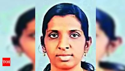 Employee embezzles 20 crore from finance firm | Kochi News - Times of India