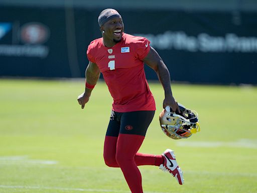 Deebo proud to embody himself, son with 49ers jersey change