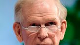 Market doomsayer Jeremy Grantham says stocks are at 'illogical and dangerous' levels — and warns the AI bubble will pop
