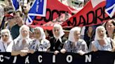 La increíble y triste historia de las Madres y Abuelas de la Plaza de Mayo