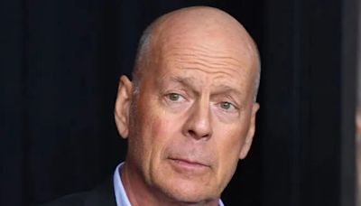 La familia de Bruce Willis compartió fotos y mostró cómo está el actor