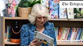 Queen surprises schoolchildren as she opens 50th Coronation Library