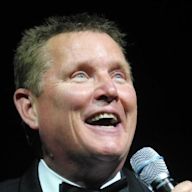 Tom Burlinson