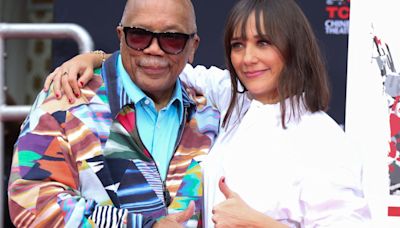 Quincy Jones Gave Daughter Rashida Jones This Wise Advice About Being a 'Nepo Baby'