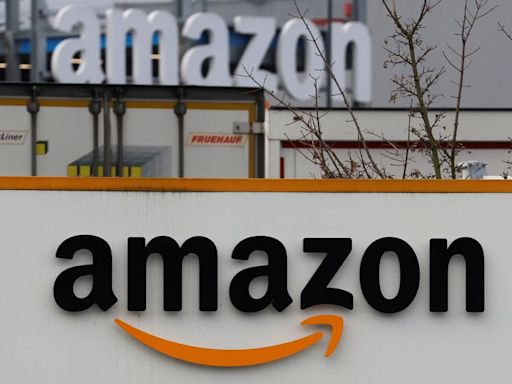 Amazon says consumers cautious, forecasts revenue below Wall Street targets