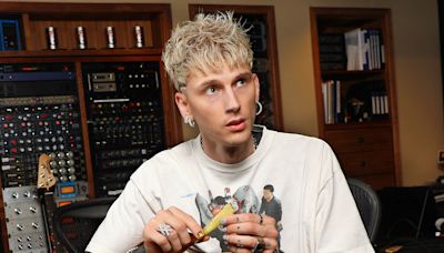 Machine Gun Kelly Isn’t Dumb Enough to Cross Taylor Swift: I Don’t ‘Want Any Smoke’ With Swifties