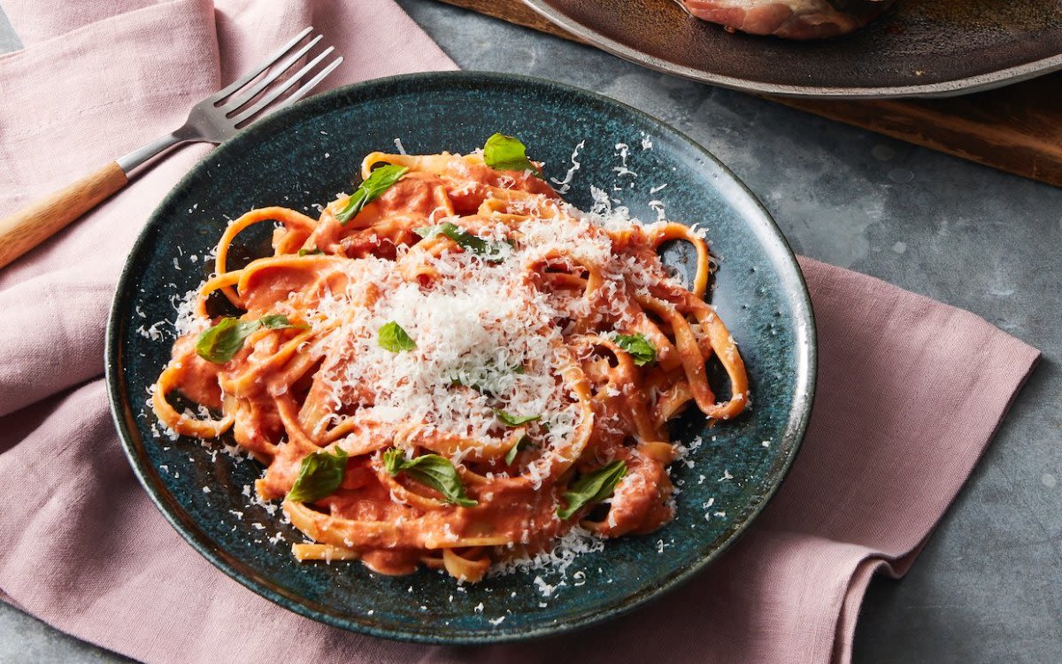 101 Classic, Simple and Easy Pasta Recipes That Are Worthy of Dinner Tonight