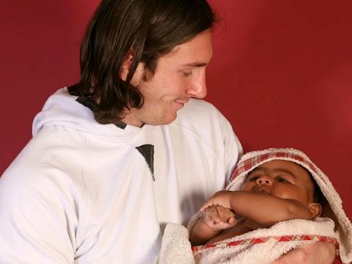 Two legends: The story behind the 2007 photo going viral of Lionel Messi with baby Lamine Yamal