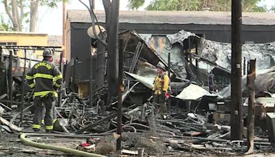 Fire at Modesto mobile home park destroys 5 trailers, damages house