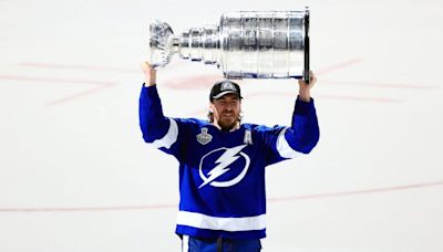 Lightning Re-Acquire Defenseman That Won 2 Stanley Cups With Team