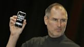 Un iPhone de la primera generación diseñada por Steve Jobs es puesto en subasta