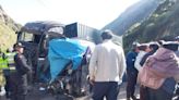 Tragedia en Pasco: choque frontal entre una combi y tráiler deja 10 muertos y 16 heridos