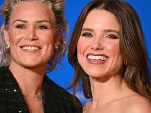 Sophia Bush Reveals She Made the First Move in Relationship with Ashlyn Harris - E! Online