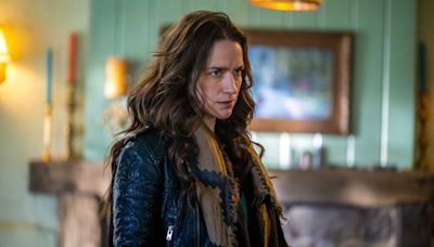 'Wynonna Earp' Team Answers Burning Questions: Doc's Missed Shot, Alice & More