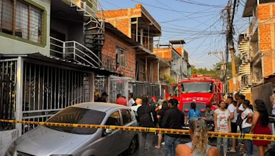 Tragedia: cuatro personas murieron en un voraz incendio dentro de una casa en Cali