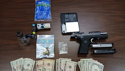 Motorcyclist flees troopers at 110 mph, found with gun, drugs: FHP