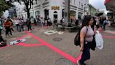 La línea roja de más de un kilómetro que pintaron en Costa Rica sobre aceras históricas (y por qué genera polémica)