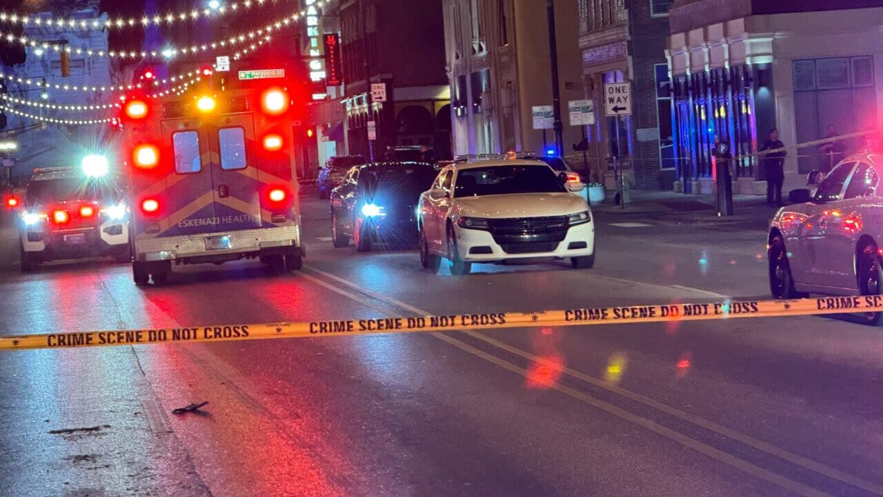 IMPD: Police exchange gunfire with suspect in downtown Indy; no injuries reported