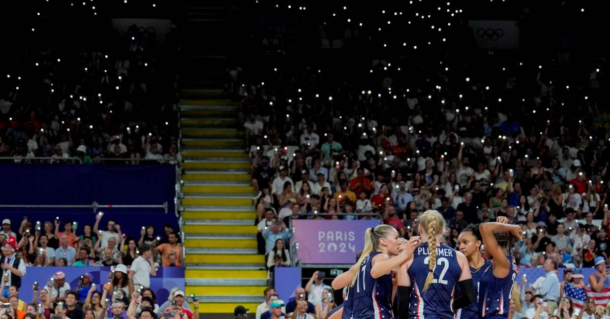 USA Volleyball falls to China in Olympics opener