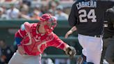 Detroit Tigers sign catcher Andrew Knapp to minor-league deal with spring training invite