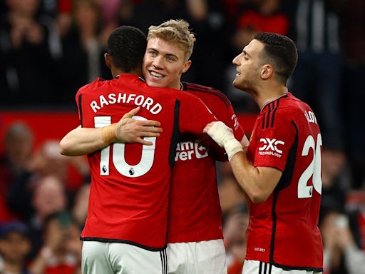 Manchester United 3-2 Newcastle: Erik ten Hag avoids unwanted record with crucial victory