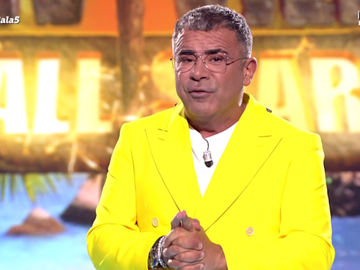 Jorge Javier Vázquez cumple su promesa y se queda en paños menores en 'Supervivientes All Stars'