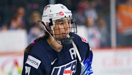 US women's hockey once again led by a shining Knight