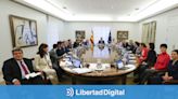 Los ministros desfilan por los medios para pedirle a Sánchez que no dimita