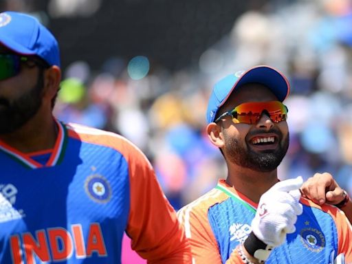 Sunil Gavaskar Settles Rishabh Pant vs Sanju Samson Debate for T20 World Cup: '...There Would Have Been No Question...