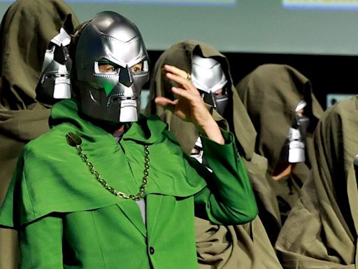 What if … Robert Downey Jr. Didn’t Show His Face as Doctor Doom?