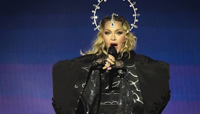 Madonna convierte la playa de Copacabana en un multitudinario concierto gratuito con más de un millón de personas entre el público
