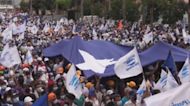 Miles de personas marchan en Honduras en apoyo al candidato oficialista y contra el aborto