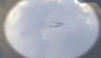 VIDEO: Captan a dos aviones casi chocando en pleno vuelo en Estados Unidos