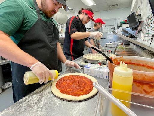 Grand Prairie restaurant stays open despite water supply issues