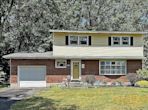 22 Farnam Pl, Albany NY 12205