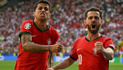 Turkey 0-3 Portugal: Roberto Martinez's men advance as Group F winners