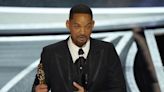 La Academia permitirá que Will Smith grabe su nombre en el Óscar que ganó el año pasado