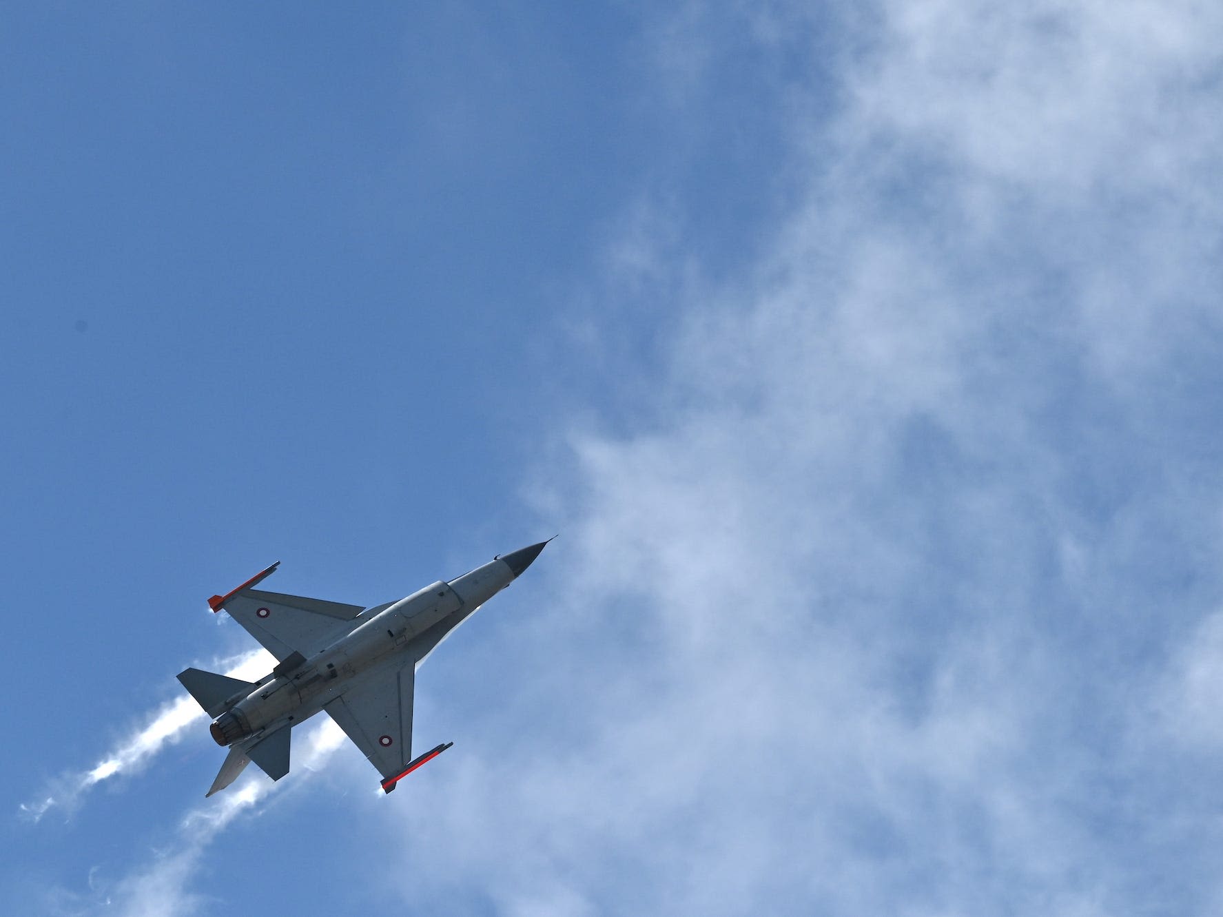The US is giving Ukraine a cache of advanced missiles and bombs to go with its F-16s: report