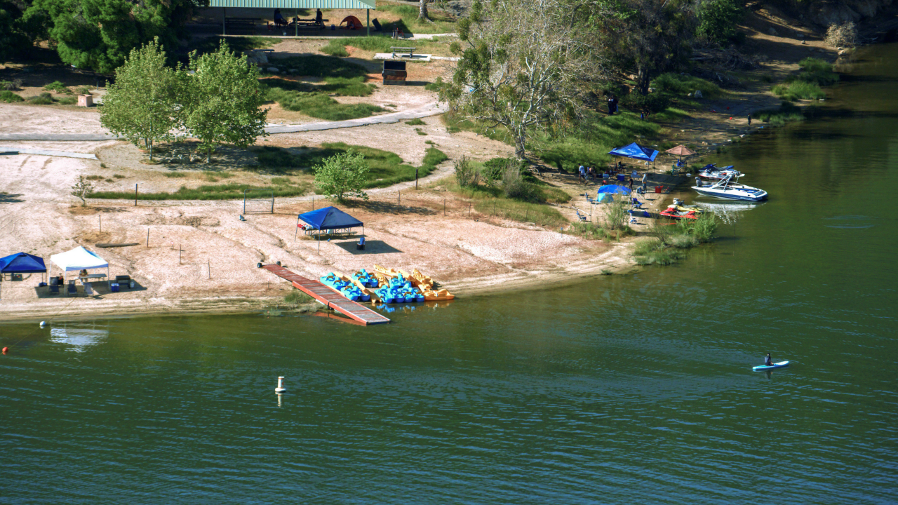 Visitors warned to avoid toxic algal bloom at San Bernardino County lake