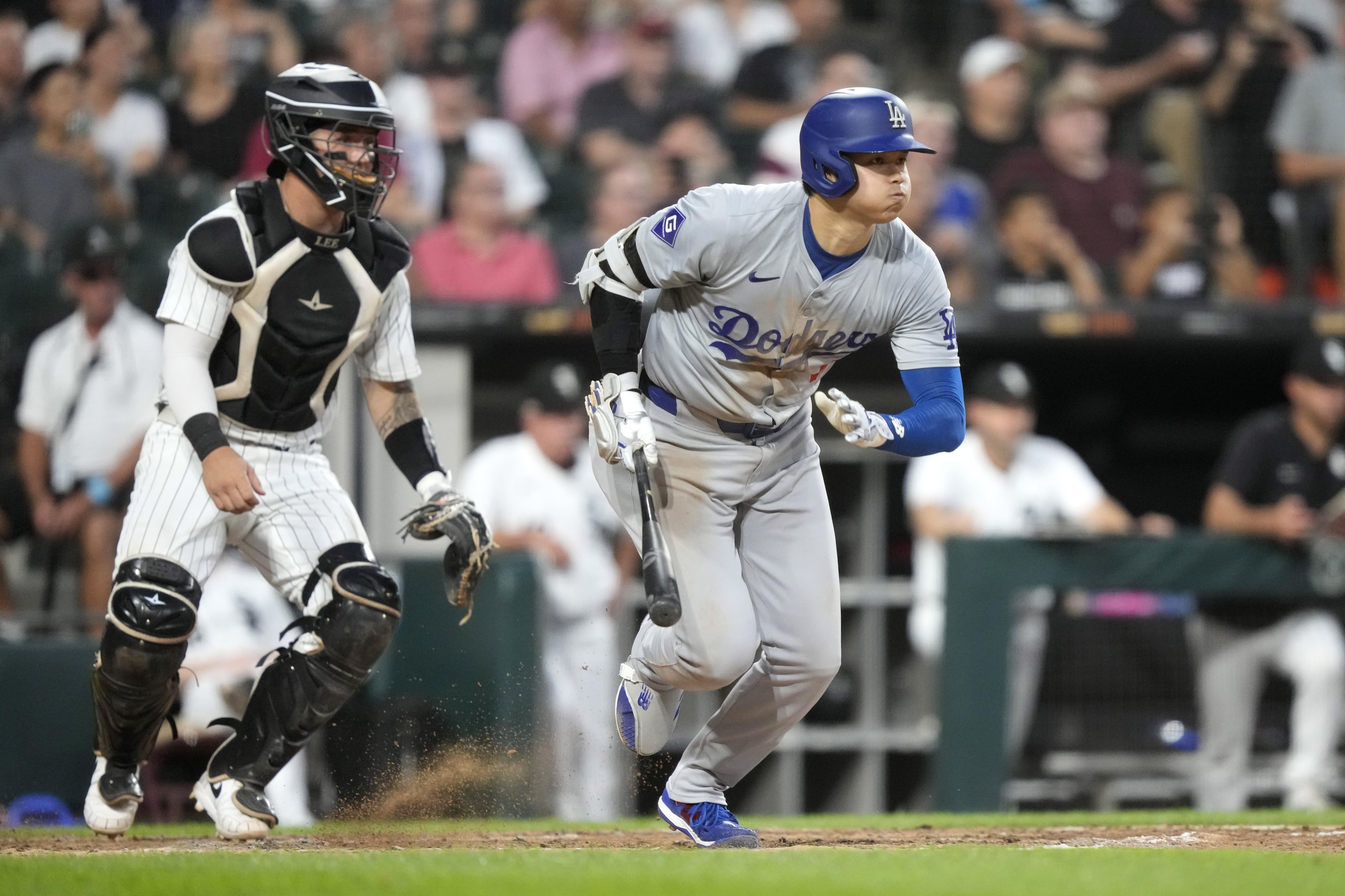 Shohei Ohtani hits NL-leading 24th homer as the Dodgers top the lowly White Sox 4-3