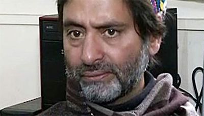 Delhi HC judge recuses from hearing NIA's death penalty plea for Yasin Malik