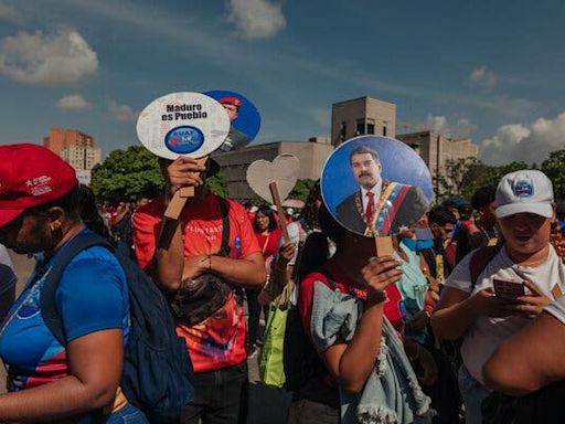 The ‘Iron Lady’ of Venezuela Threatens to Unseat Its Autocrat