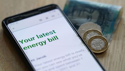 Households urged to submit energy meter readings ahead of price drop
