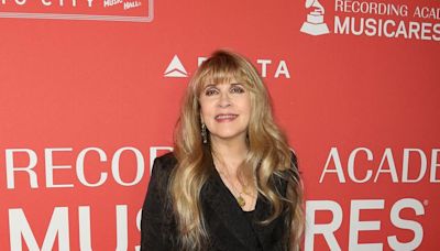 Stevie Nicks postpones Glasgow gig hours before show time following leg injury