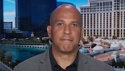 Sen. Cory Booker excited about possibility of Sen. Mark Kelly as VP Kamala Harris' running mate