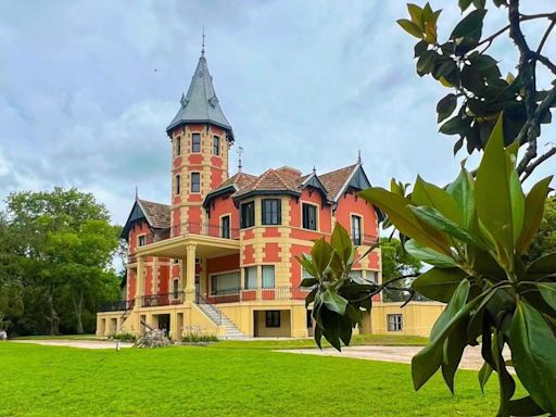 Ocultos y no tanto: los cinco castillos más imponentes para visitar a pocos kilómetros de Buenos Aires