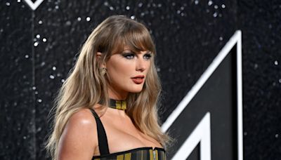 Taylor Swift Ignites ‘Reputation’ Buzz Following Her VMA’s Red Carpet Look