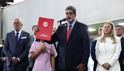 Nicolás Maduro afirma que está listo para presentar 100% de actas electorales