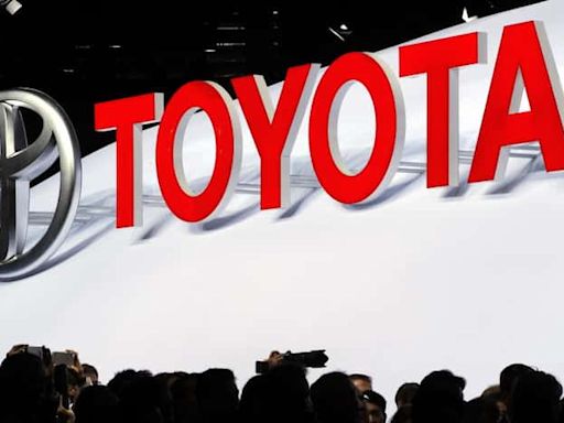 Toyota replacing over 100,000 engines after recalling Tundra, Lexus LX